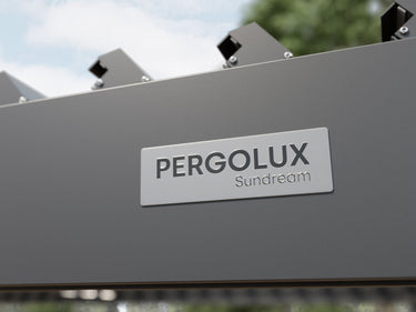 PERGOLUX Sundream label on gray pergola