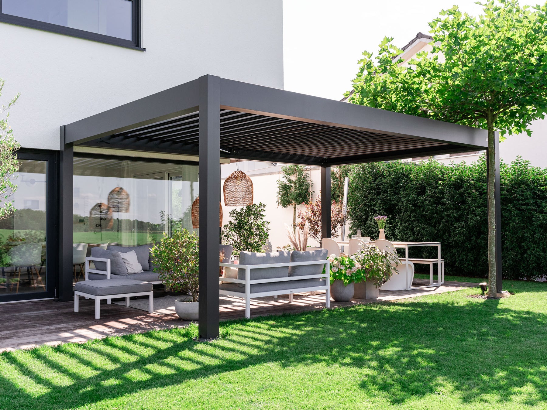 PERGOLUX Pergola 'Skydance' - metal pergola with roof & sides, ideal ...